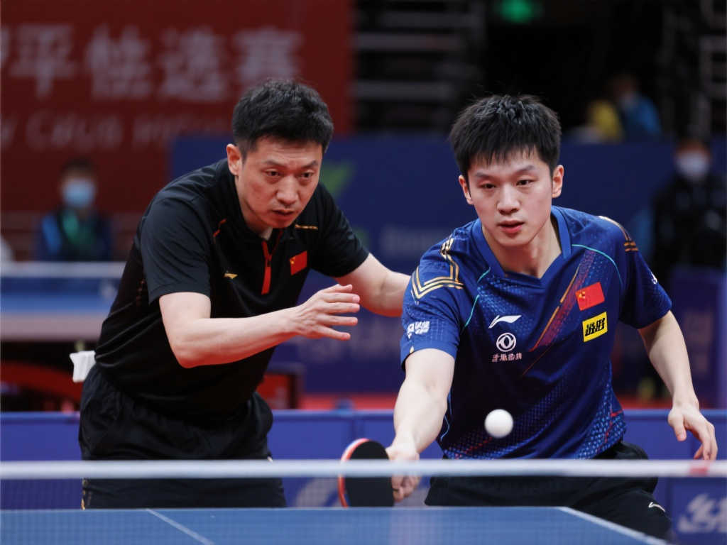 奧斯梅恩迪廳被球迷拍攝 發生不滿搶奪手機事件